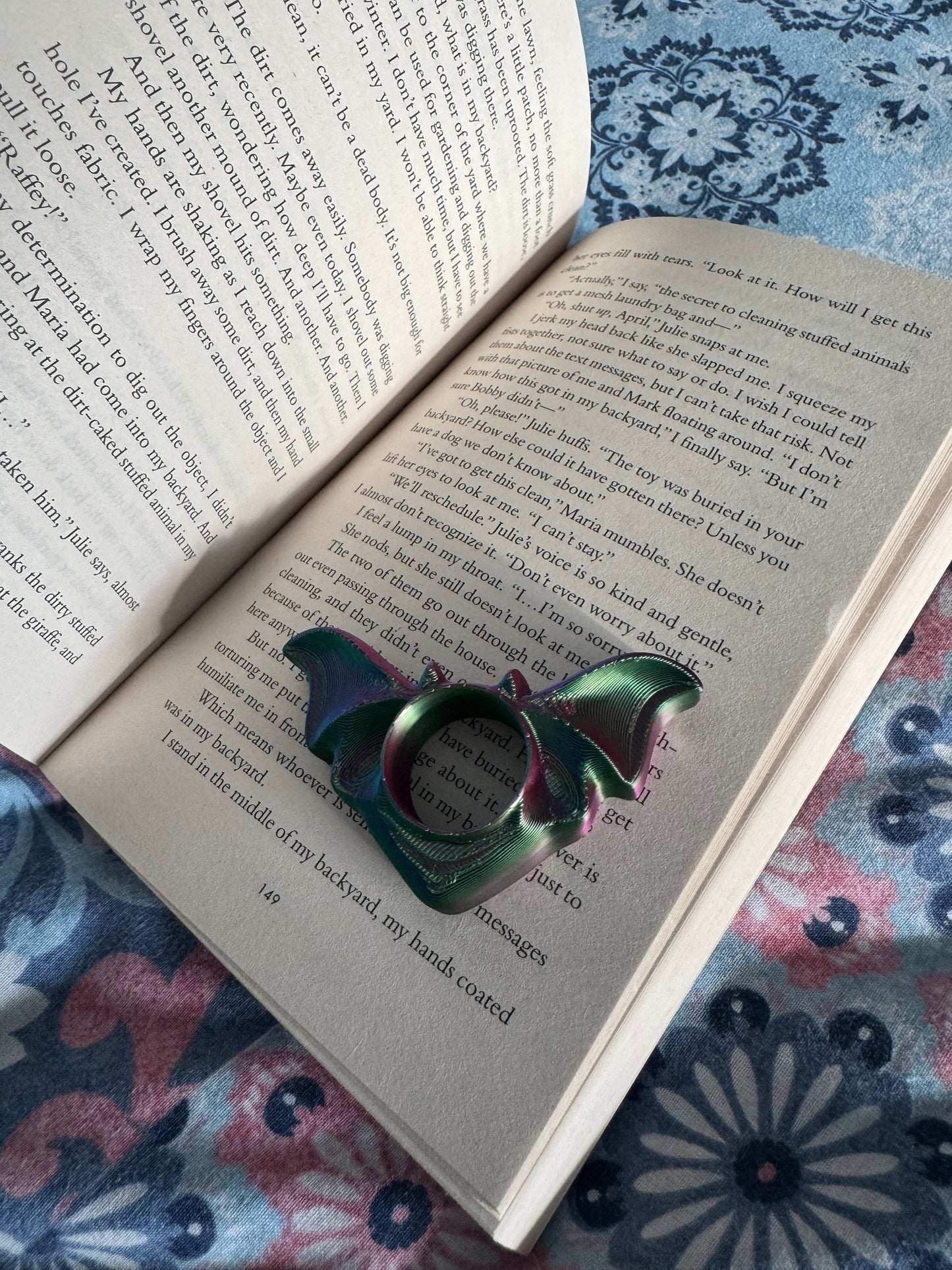 Bat page holder